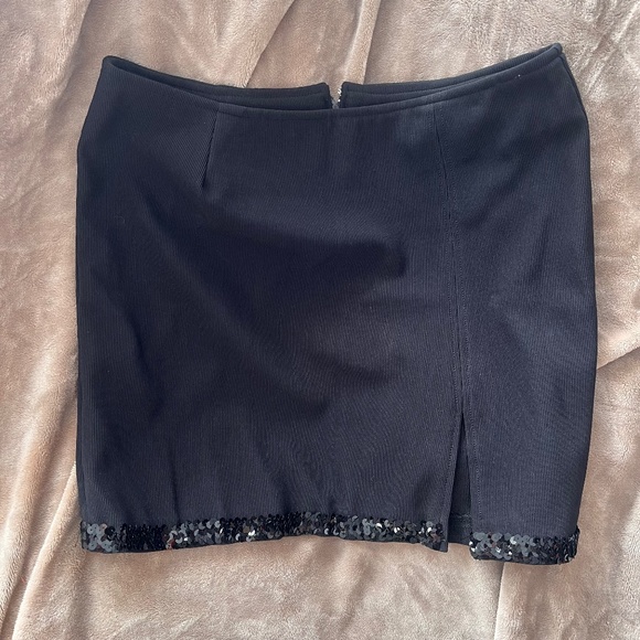 Glitter Hem Black Stretch Mini Skirt - Picture 1 of 12